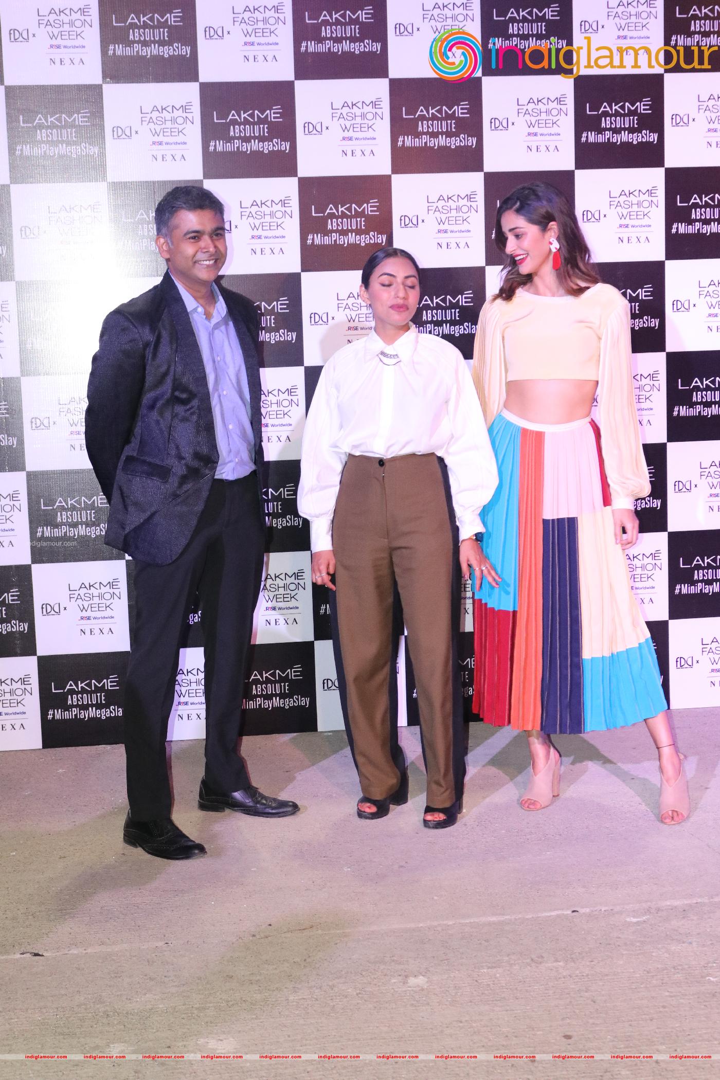 Ananya Panday At Lakme Fashion Week Day 3 Event hd photo