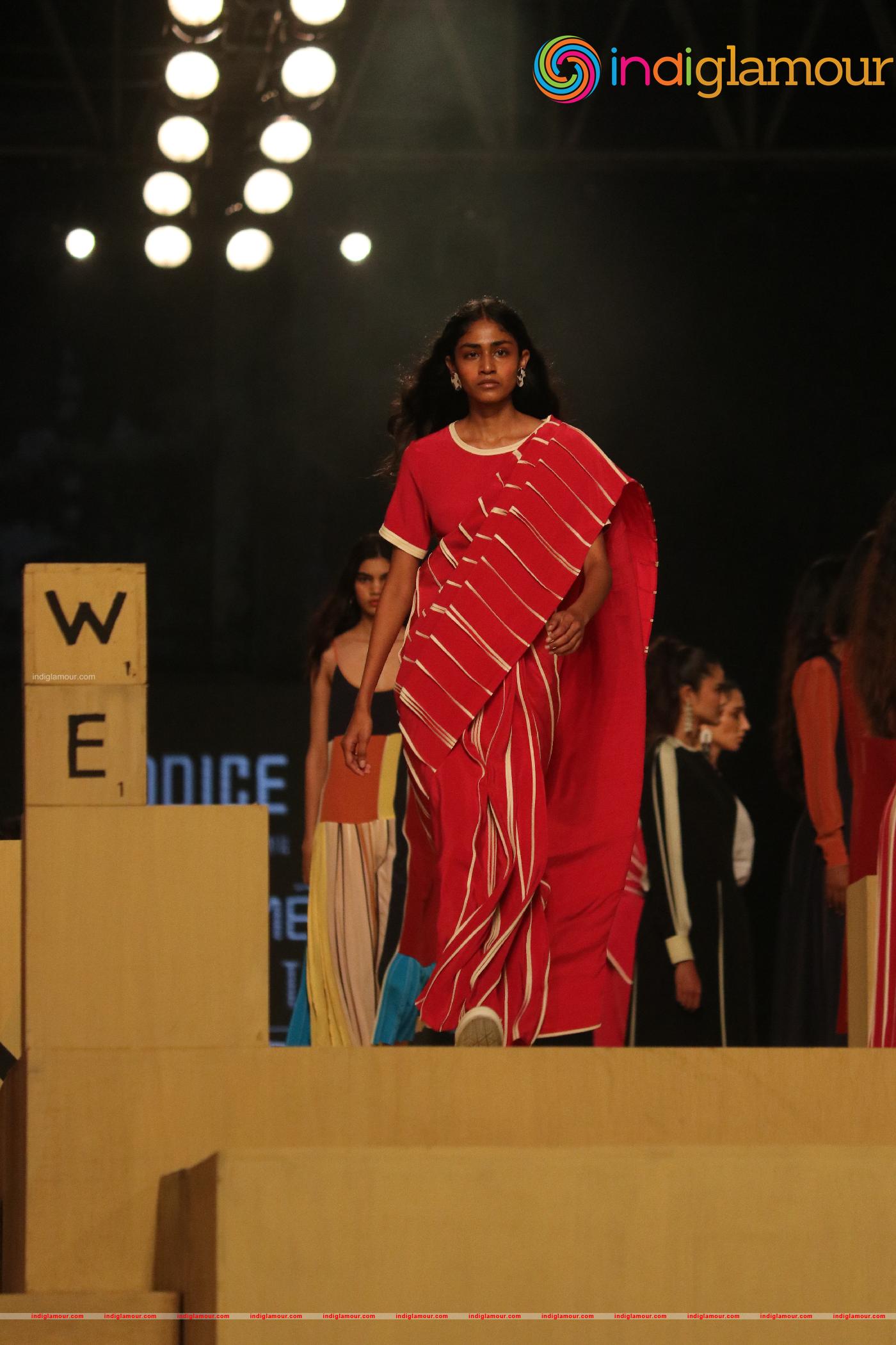 Ananya Panday At Lakme Fashion Week Day 3 Event hd photo