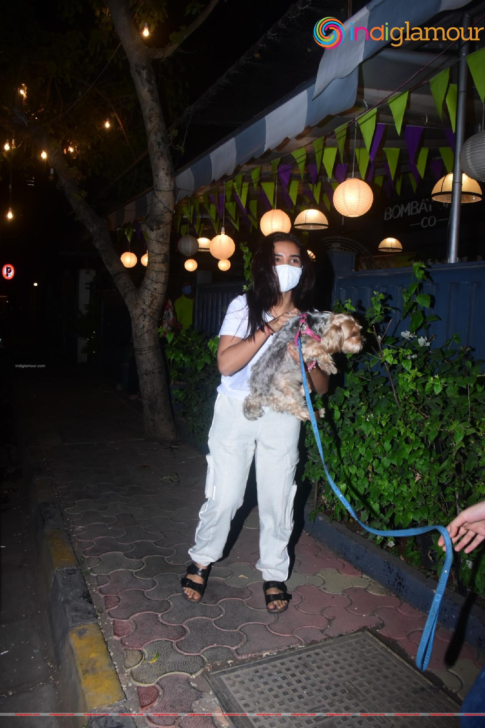 Patralekha With Her Pet Event hd photo