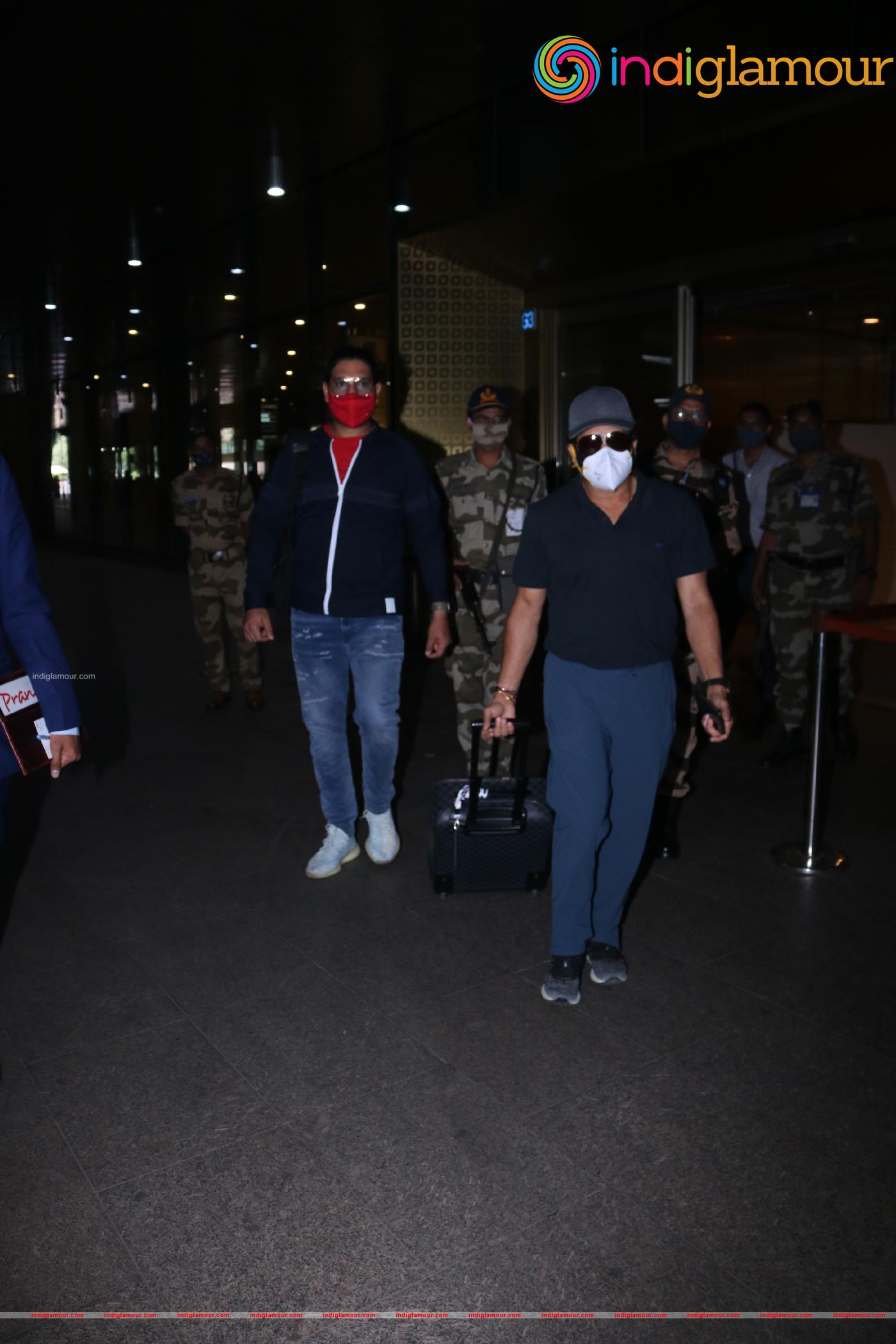 Sachin Tendulkar and Yuvraj Singh Event hd photo