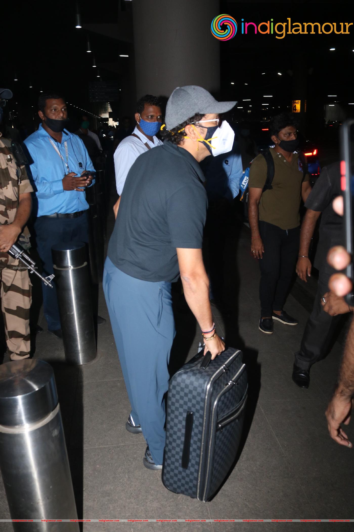 Sachin Tendulkar and Yuvraj Singh Event hd photo