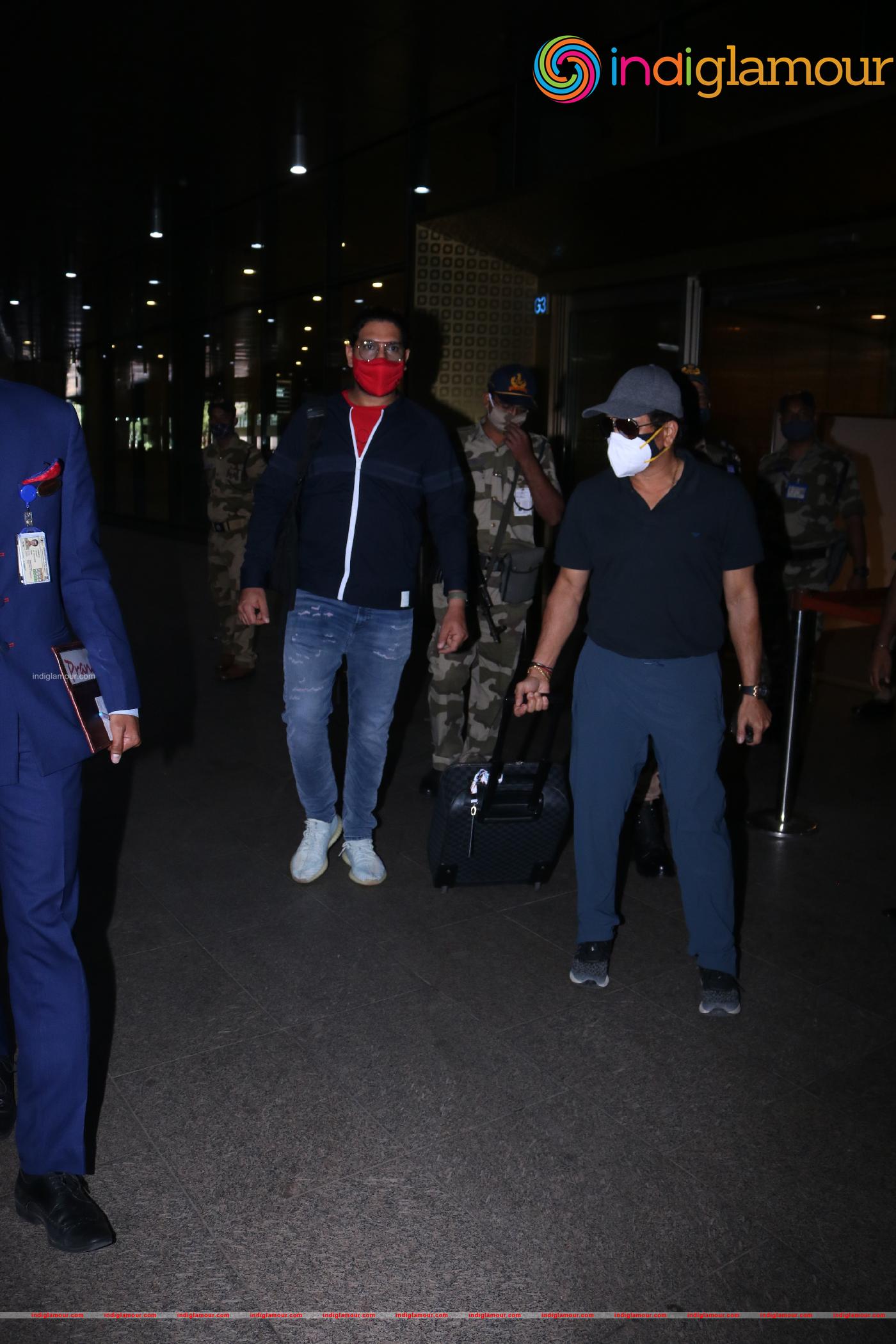 Sachin Tendulkar and Yuvraj Singh Event hd photo
