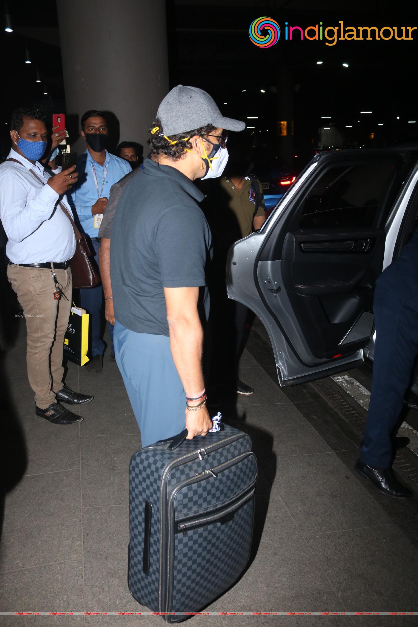 Sachin Tendulkar and Yuvraj Singh Event hd photo