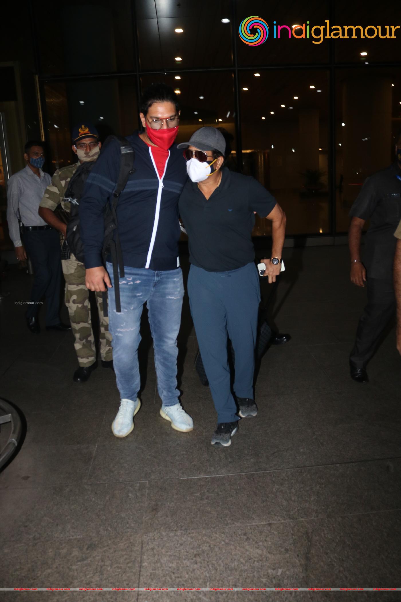 Sachin Tendulkar and Yuvraj Singh Event hd photo