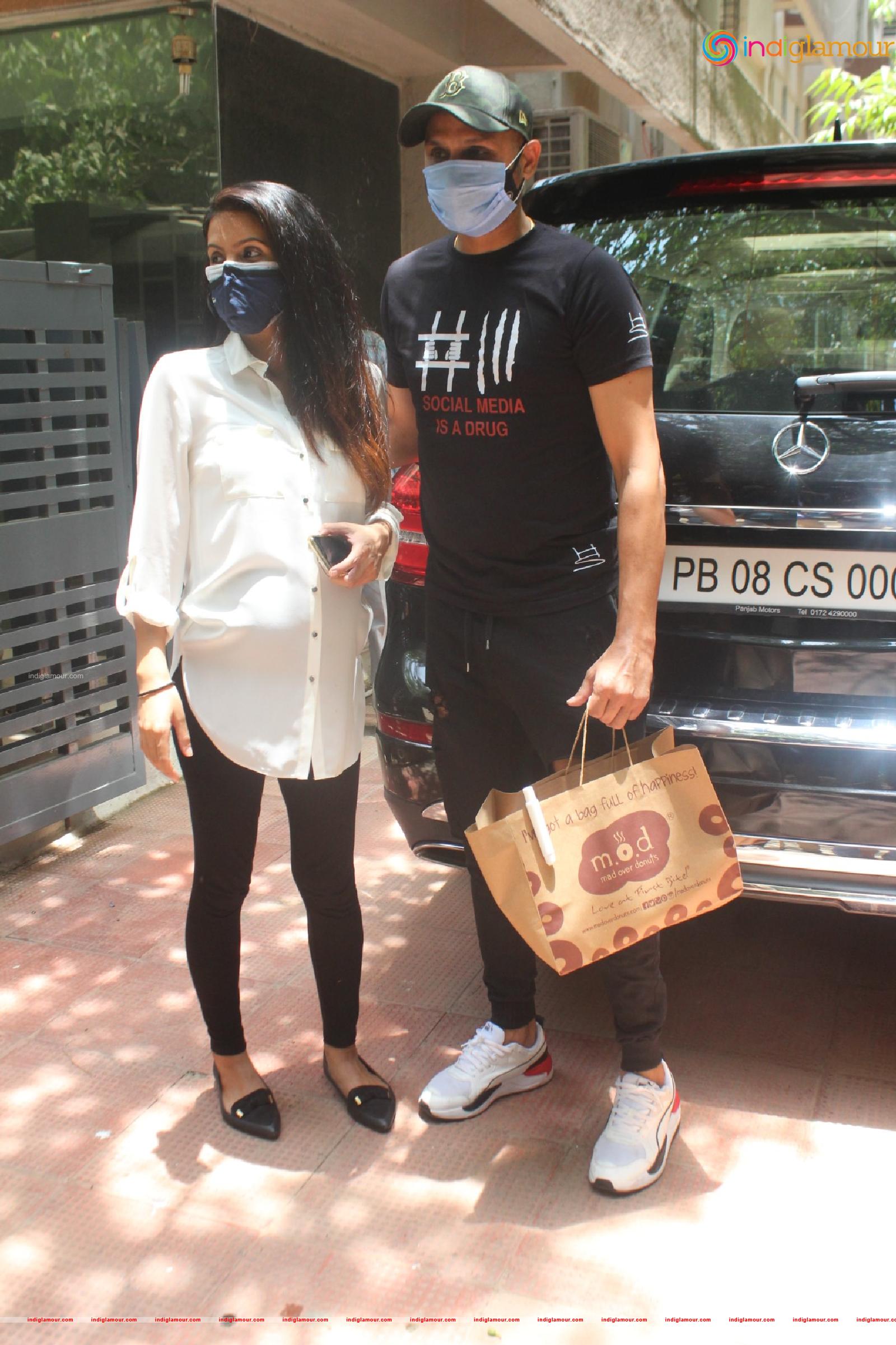 Harbhajan Singh and Geeta Basra Event hd photo