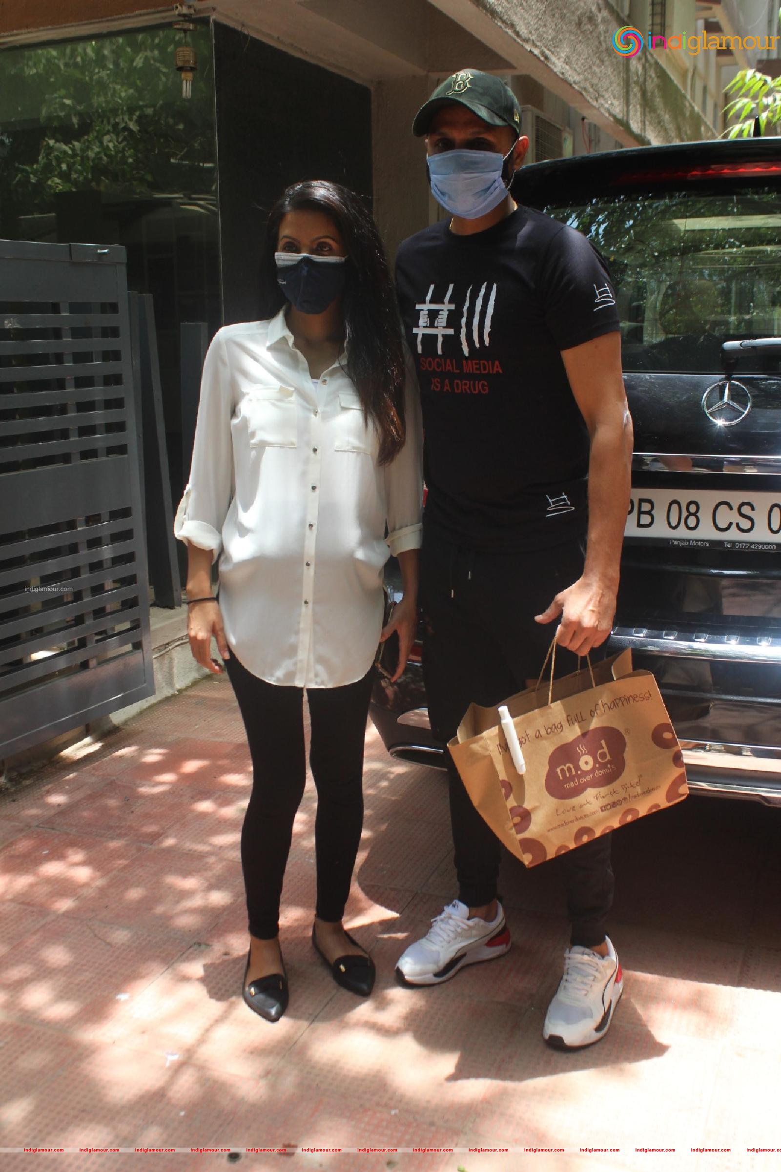 Harbhajan Singh and Geeta Basra Event hd photo