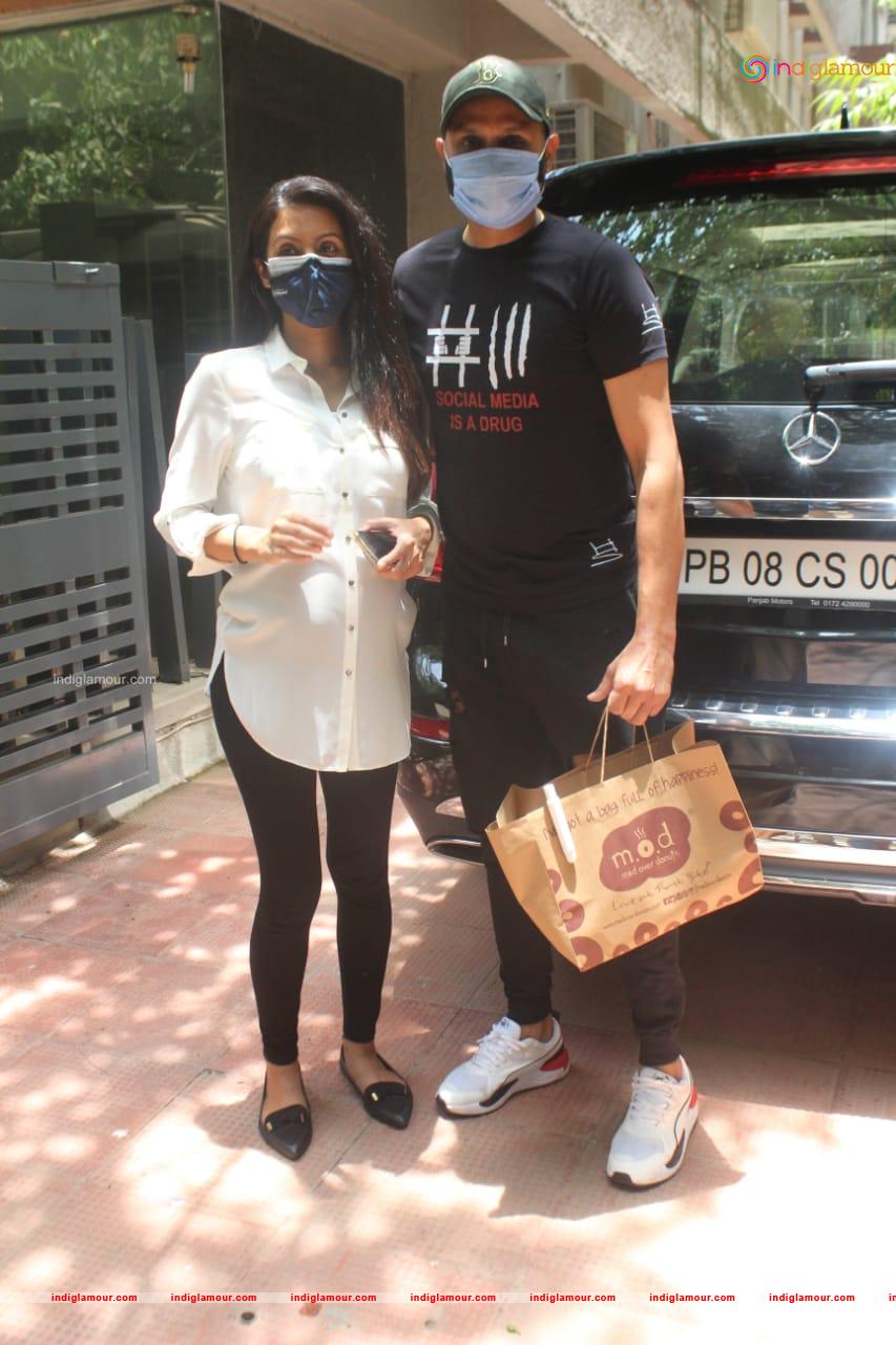 Harbhajan Singh and Geeta Basra Event hd photo