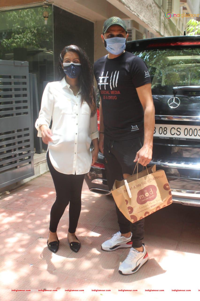 Harbhajan Singh and Geeta Basra Event hd photo