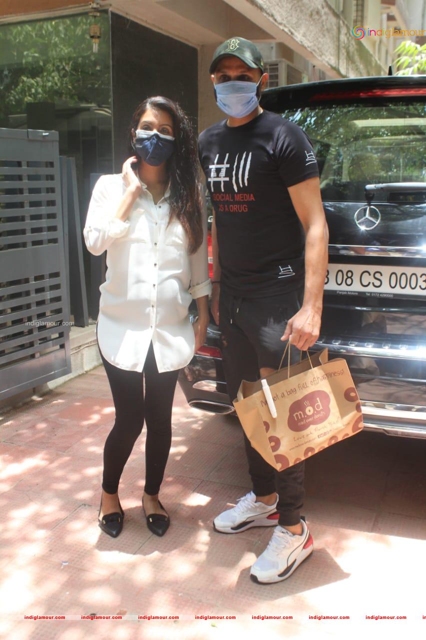 Harbhajan Singh and Geeta Basra Event hd photo