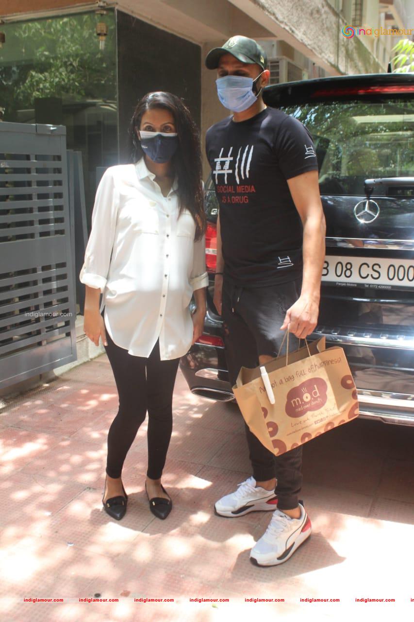 Harbhajan Singh and Geeta Basra Event hd photo