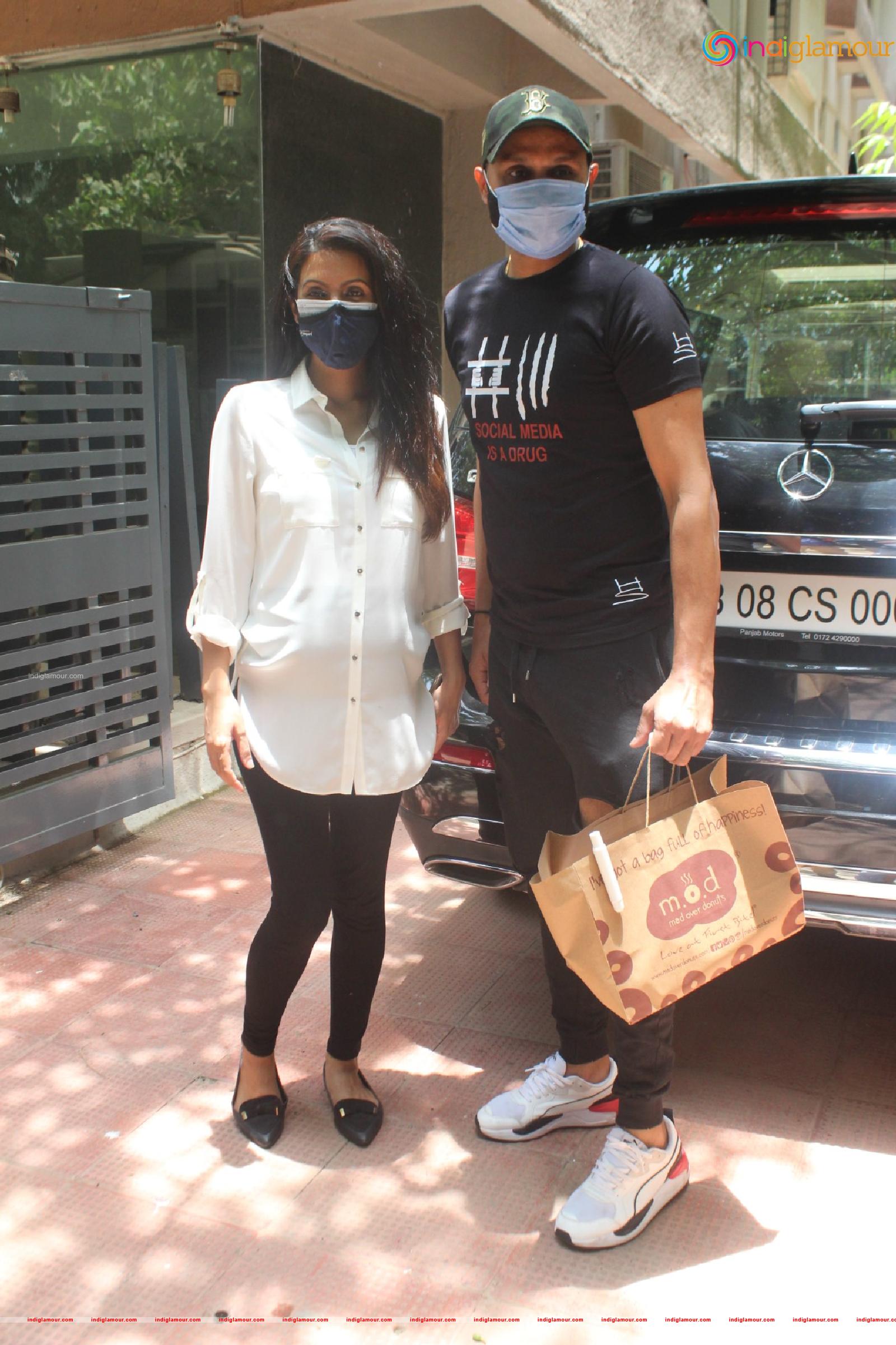 Harbhajan Singh and Geeta Basra Event hd photo