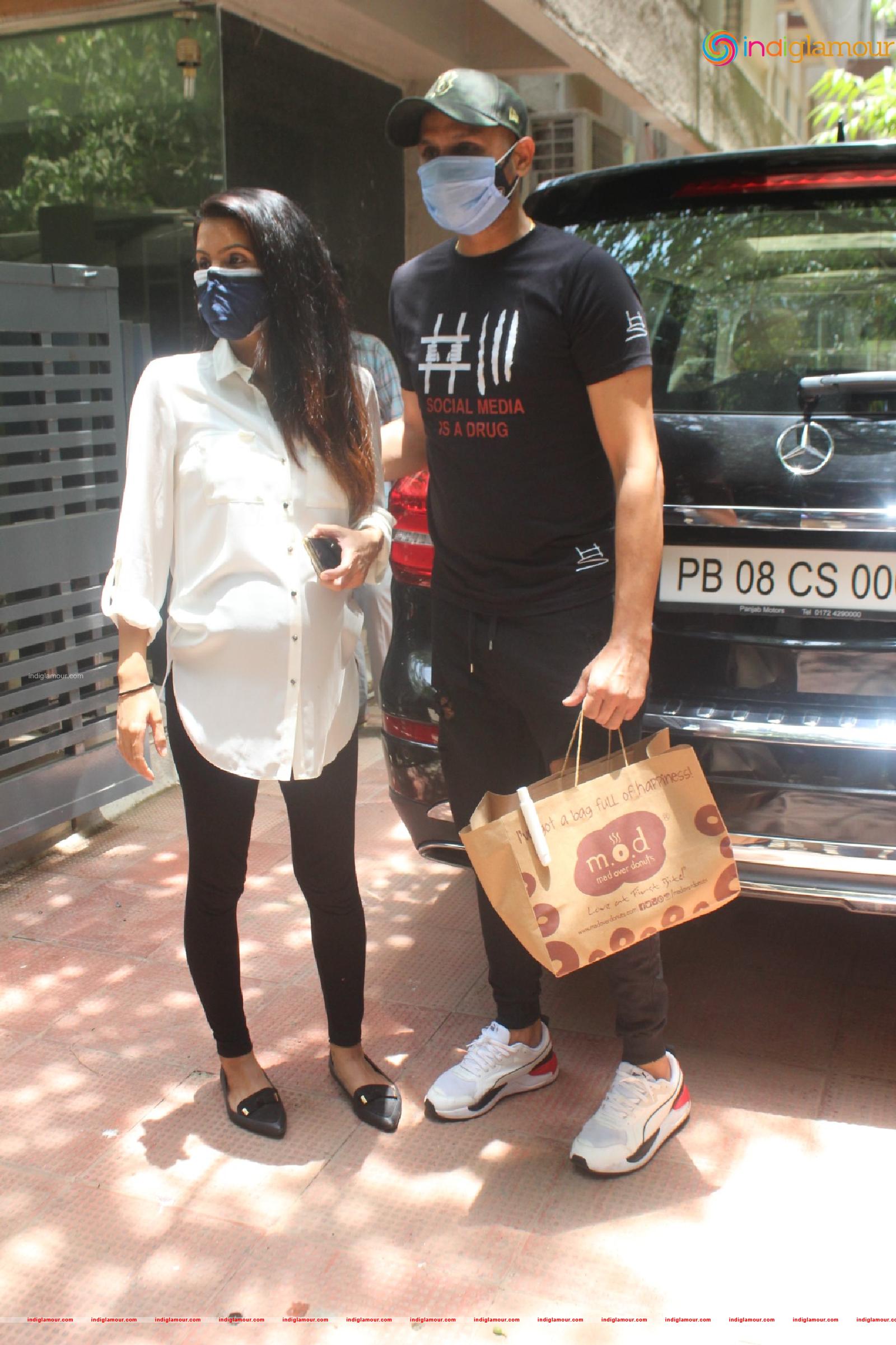 Harbhajan Singh and Geeta Basra Event hd photo