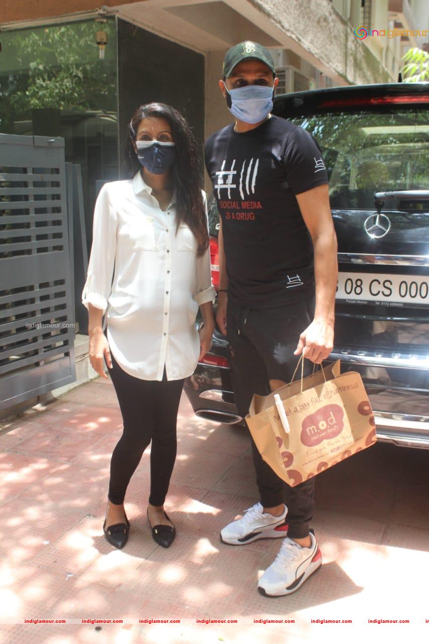 Harbhajan Singh and Geeta Basra Event hd photo
