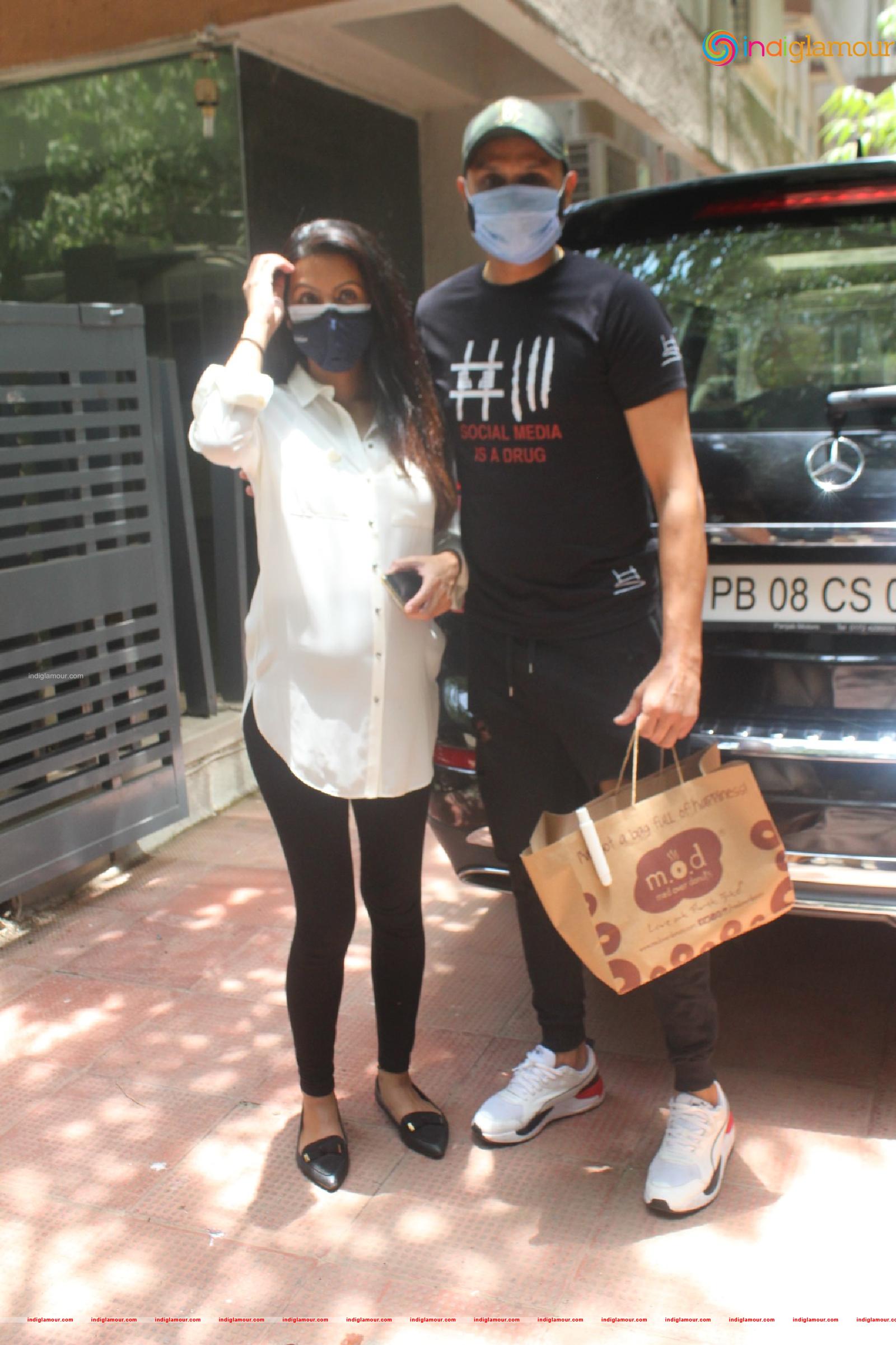 Harbhajan Singh and Geeta Basra Event hd photo