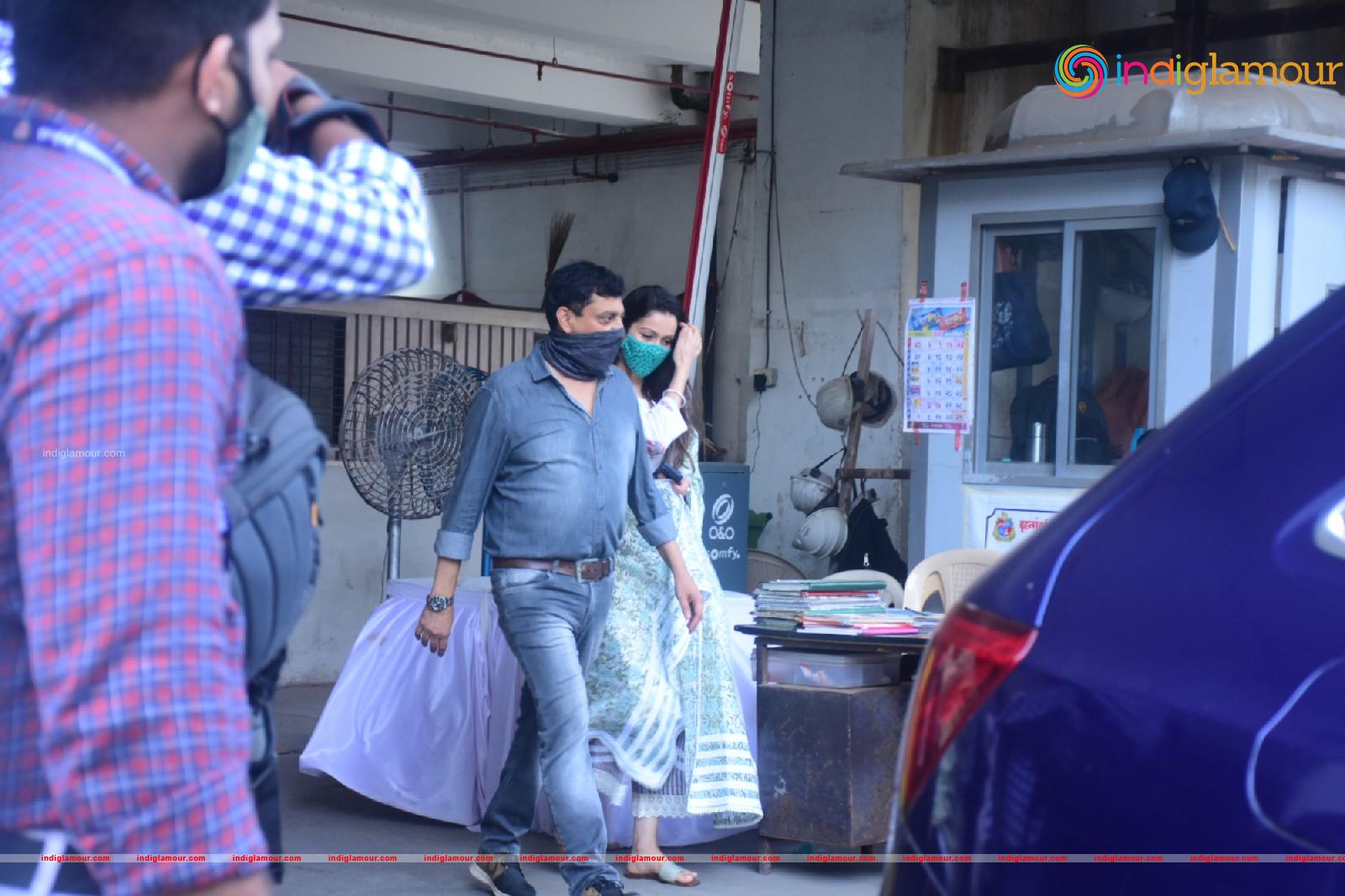 Salman Khan and Sohail Khan Took 2nd Dose Of Covid 19 Vaccine In Dadar Event hd photo