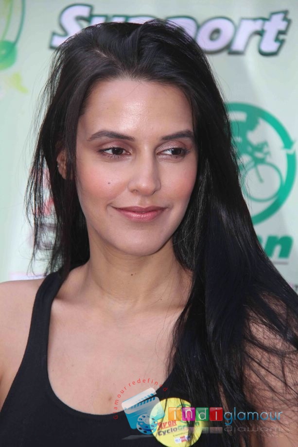 Neha Dhupia Actress hd photo