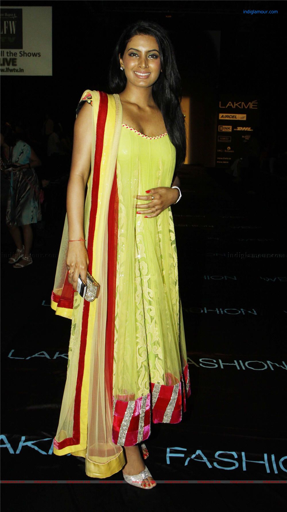 Geeta Basra Actress hd photo