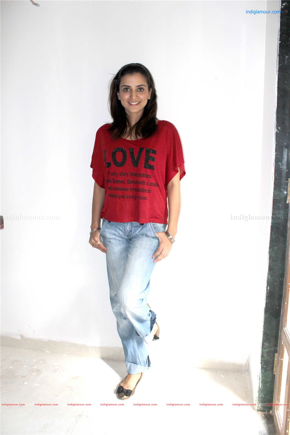 Kulraj Randhawa Actress hd photo