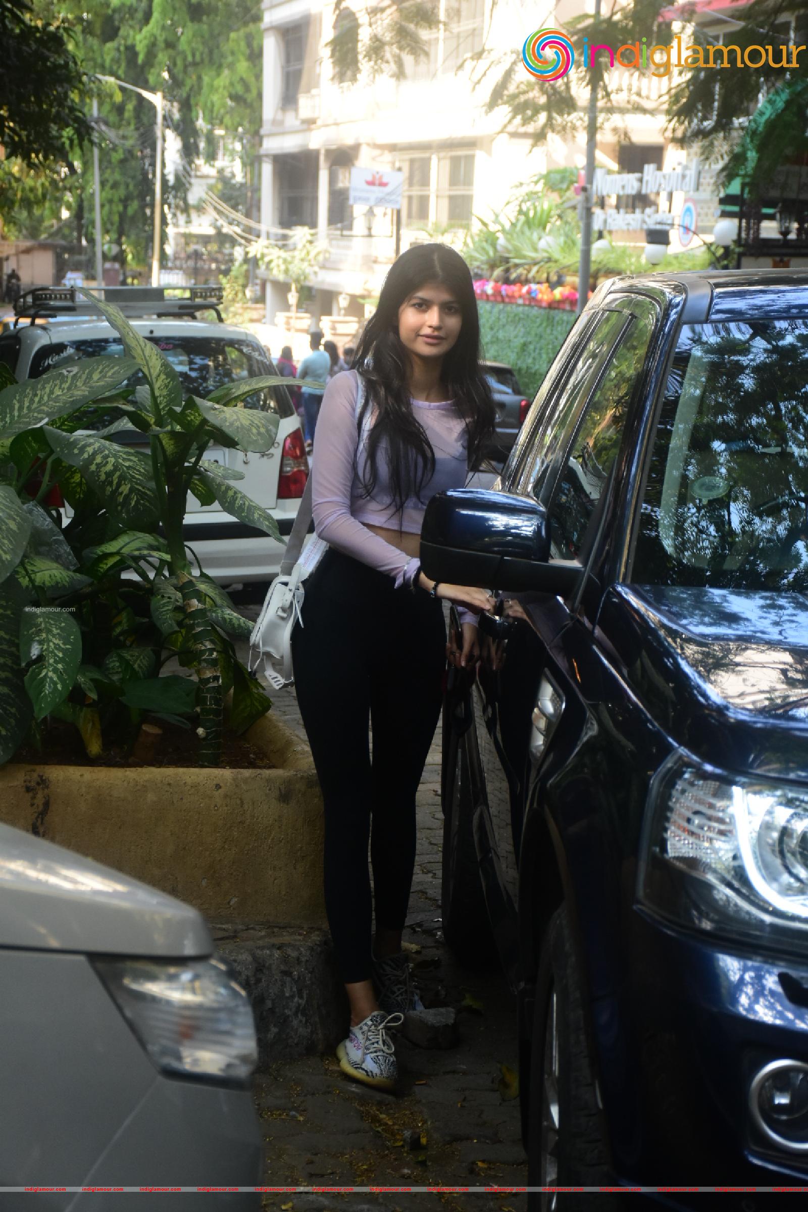 Anjini Dhawan Actress hd photo