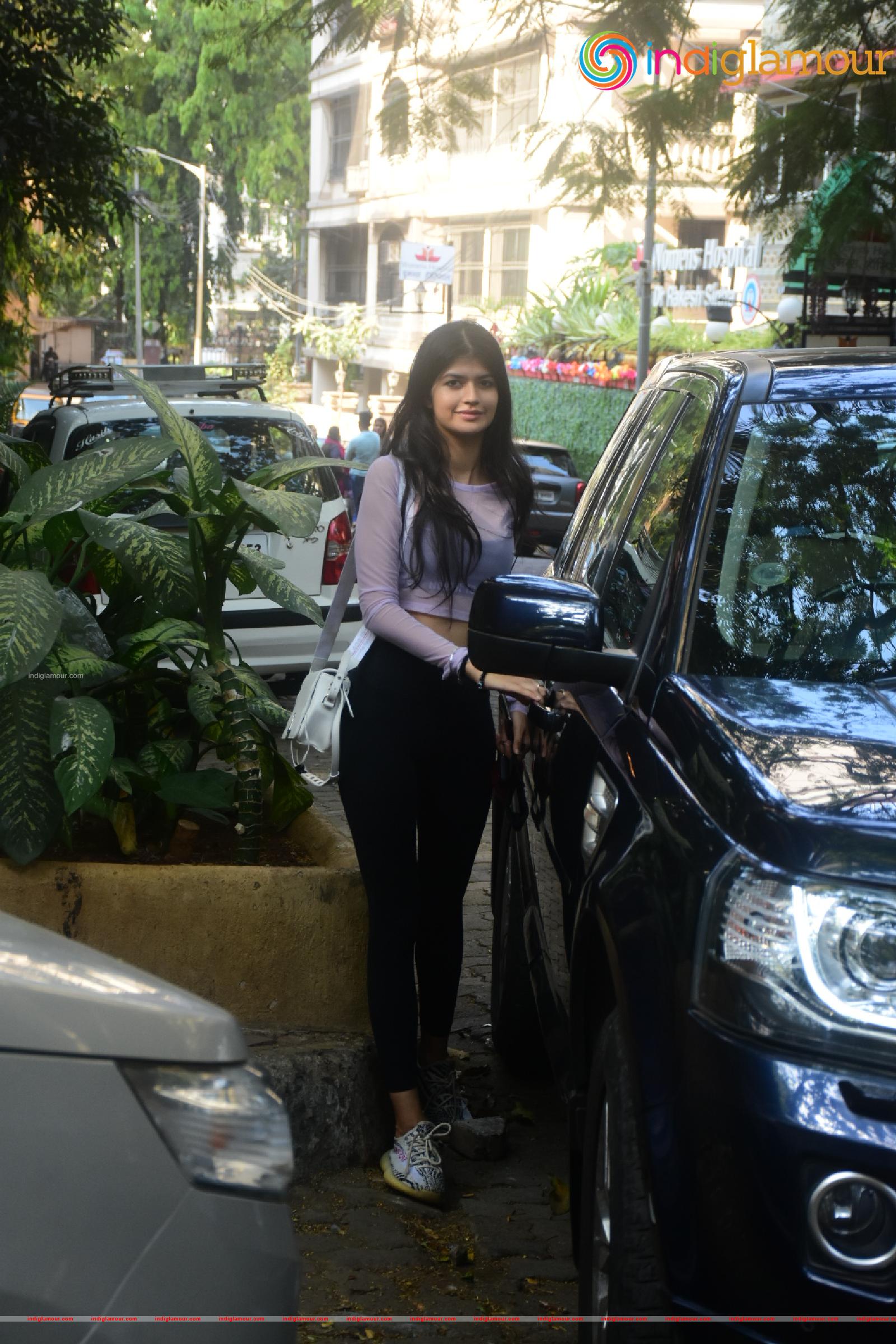 Anjini Dhawan Actress hd photo