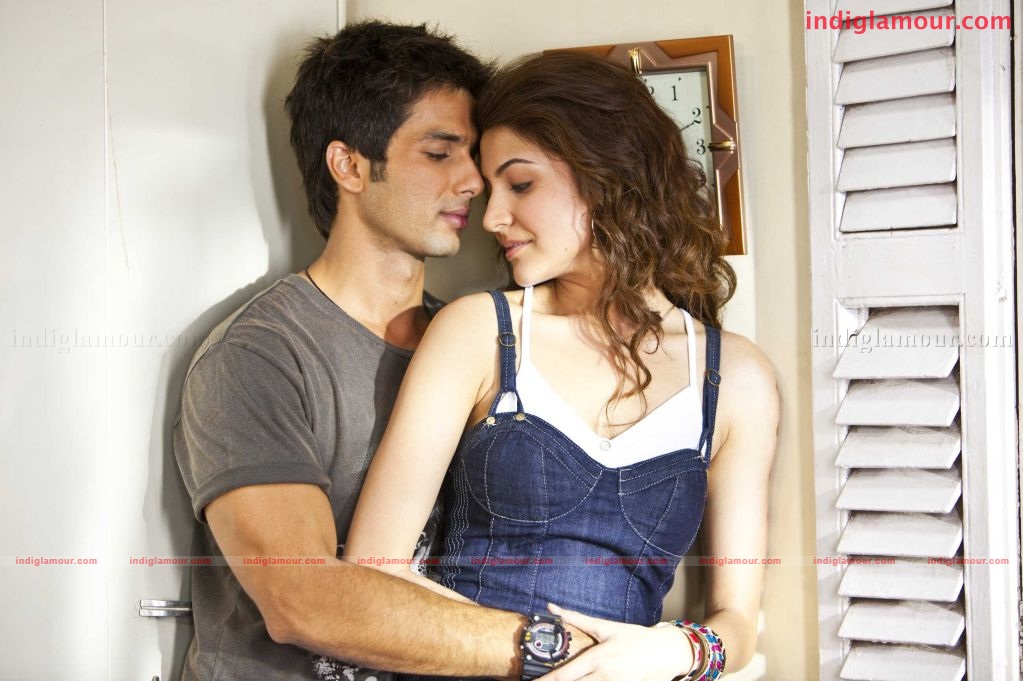 Anushka Sharma Actress hd photo