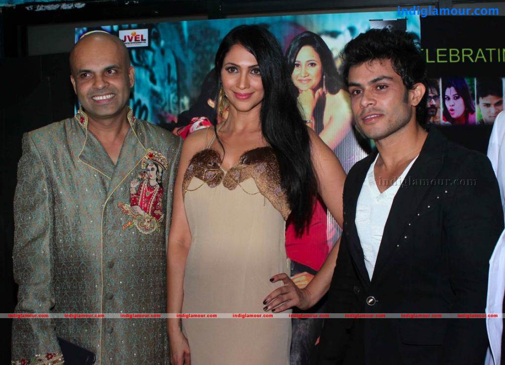 Four Two Ka One Movie hd photo