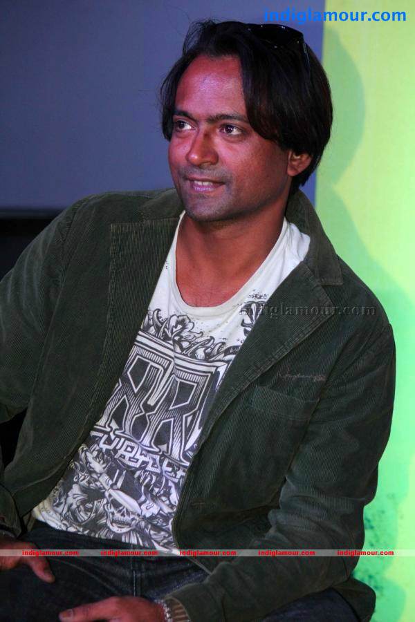 Mumbai Mirror Movie hd photo