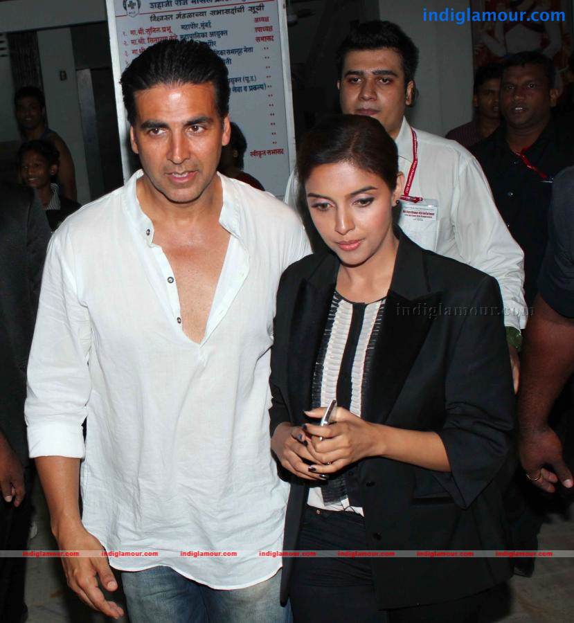 Khiladi 786 Movie hd photo