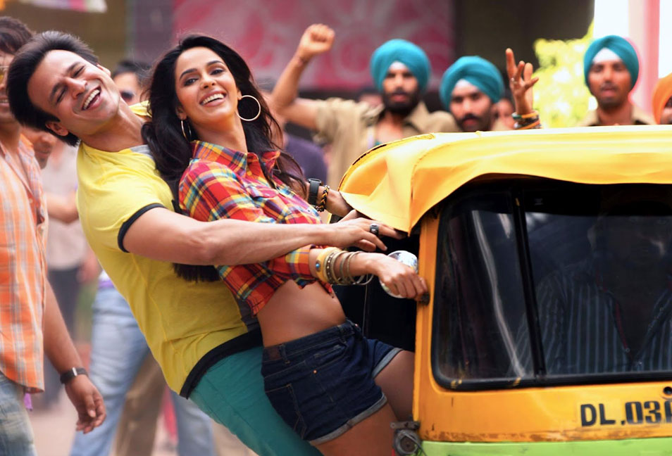 Kismat Love Paisa Dilli Movie hd photo