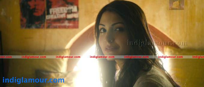 Matru Ki Bijlee KKa Mandola Movie hd photo