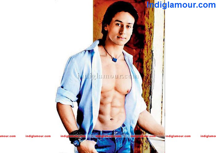 Heropanti Movie hd photo