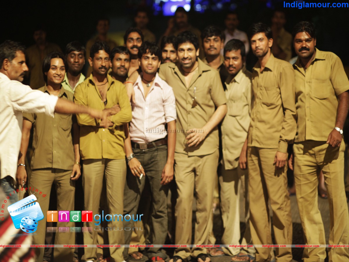 Zindagi 50 50 Movie hd photo