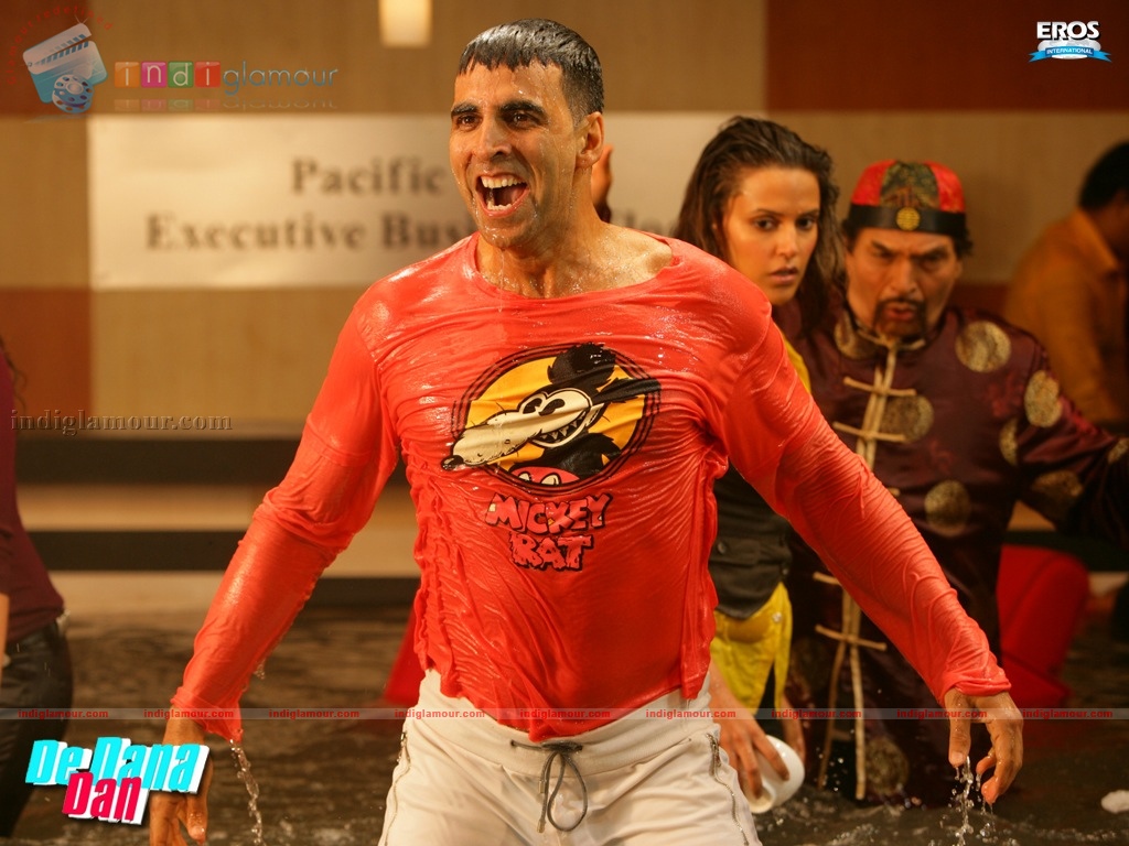 De Dana Dan Movie hd photo