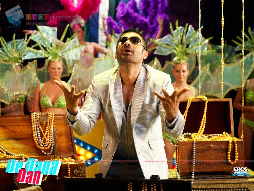 De Dana Dan Movie hd photo