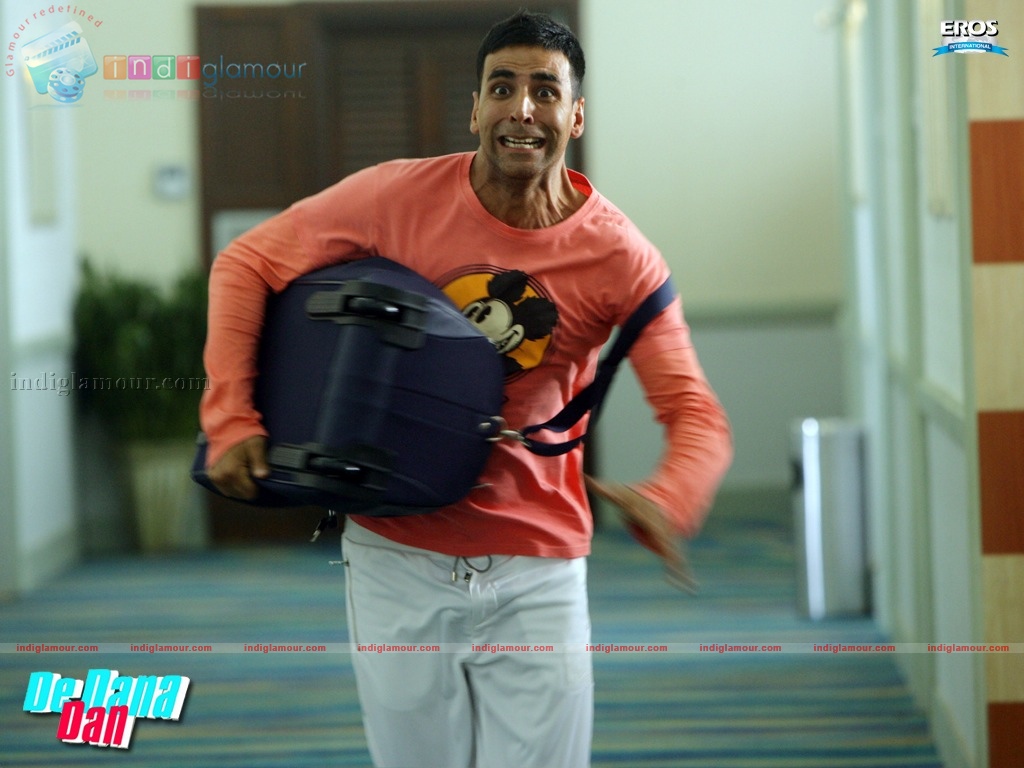De Dana Dan Movie hd photo