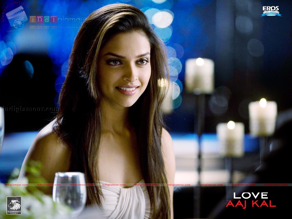 Love Aaj Kal Movie hd photo
