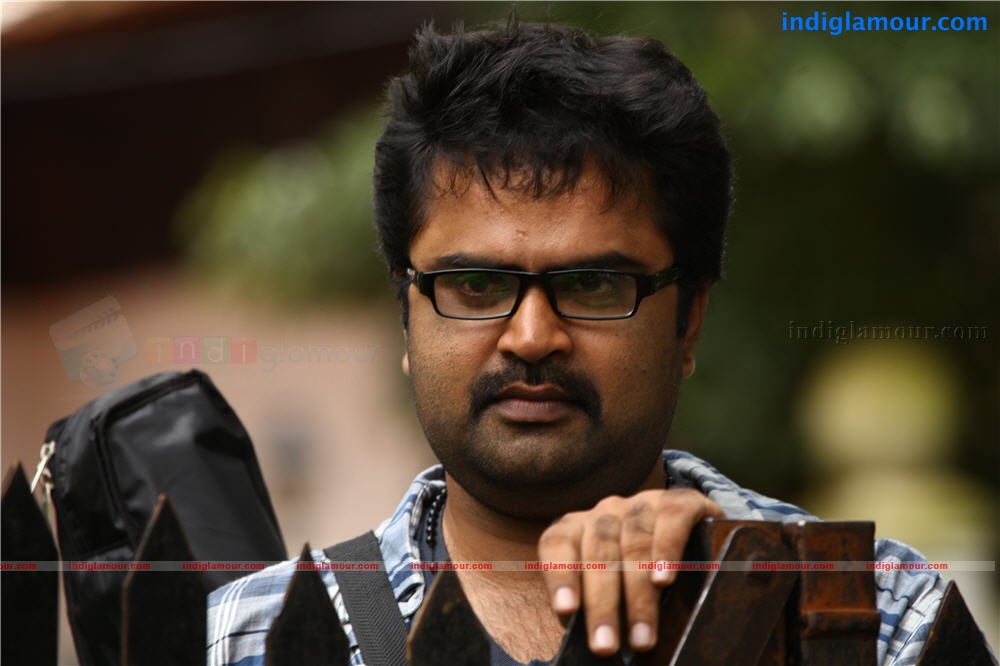 Anoop Menon Actor hd photo