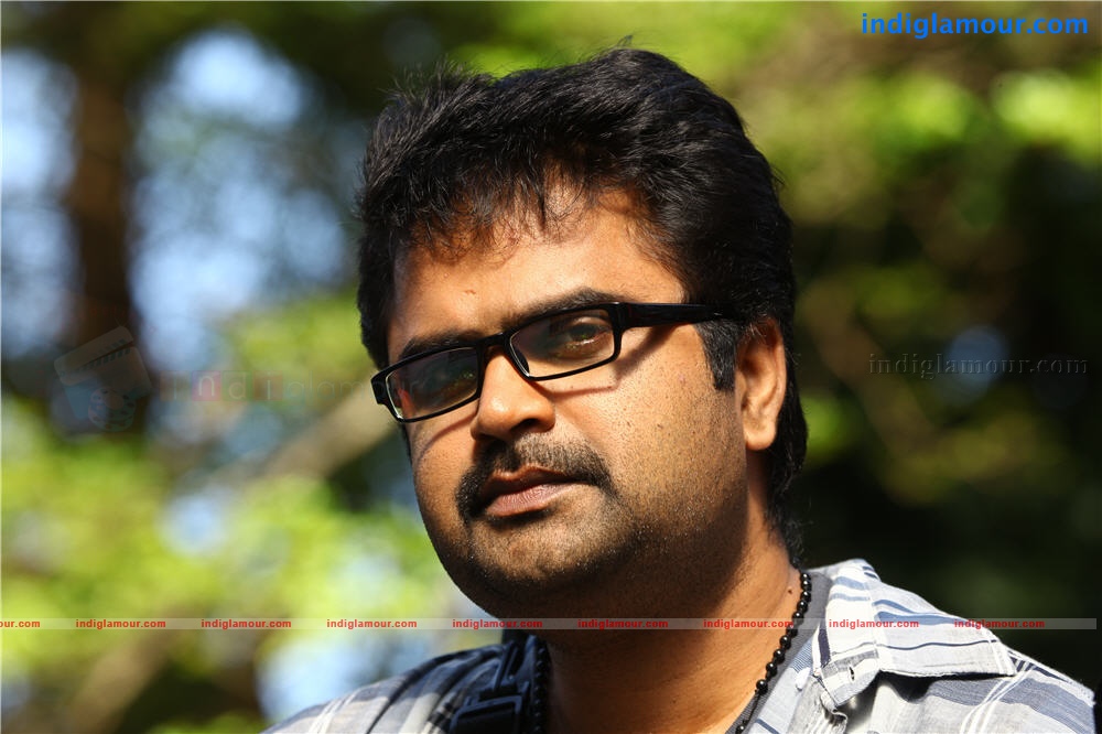 Anoop Menon Actor hd photo