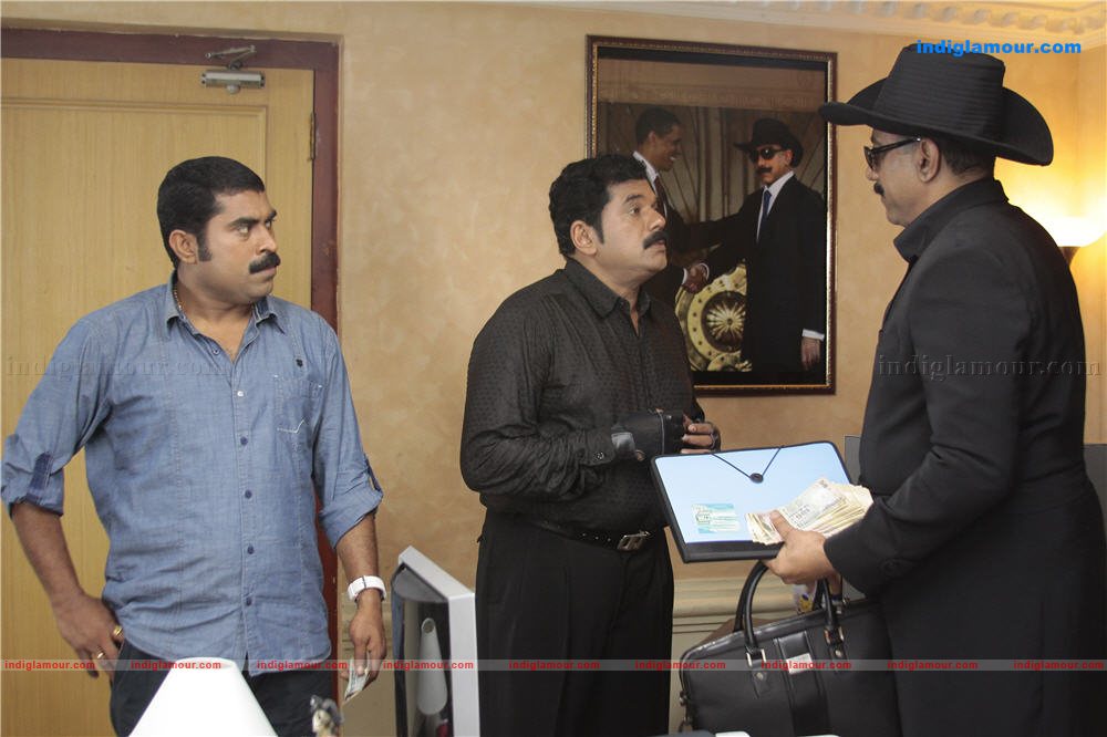 Mukesh Actor hd photo