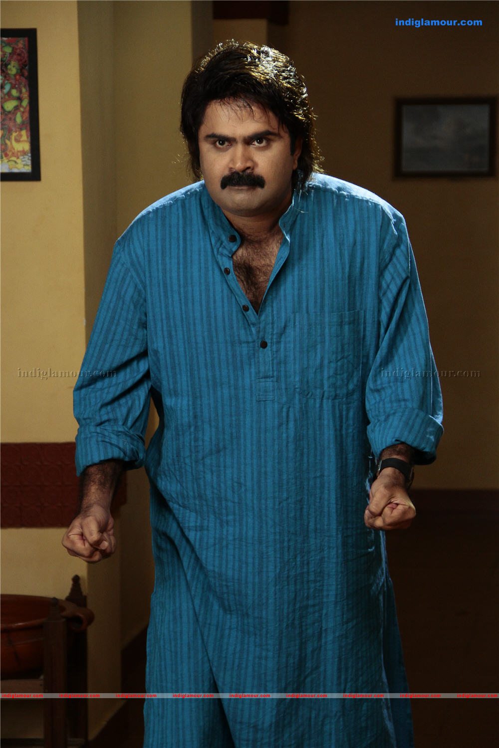 Anoop Menon Actor hd photo