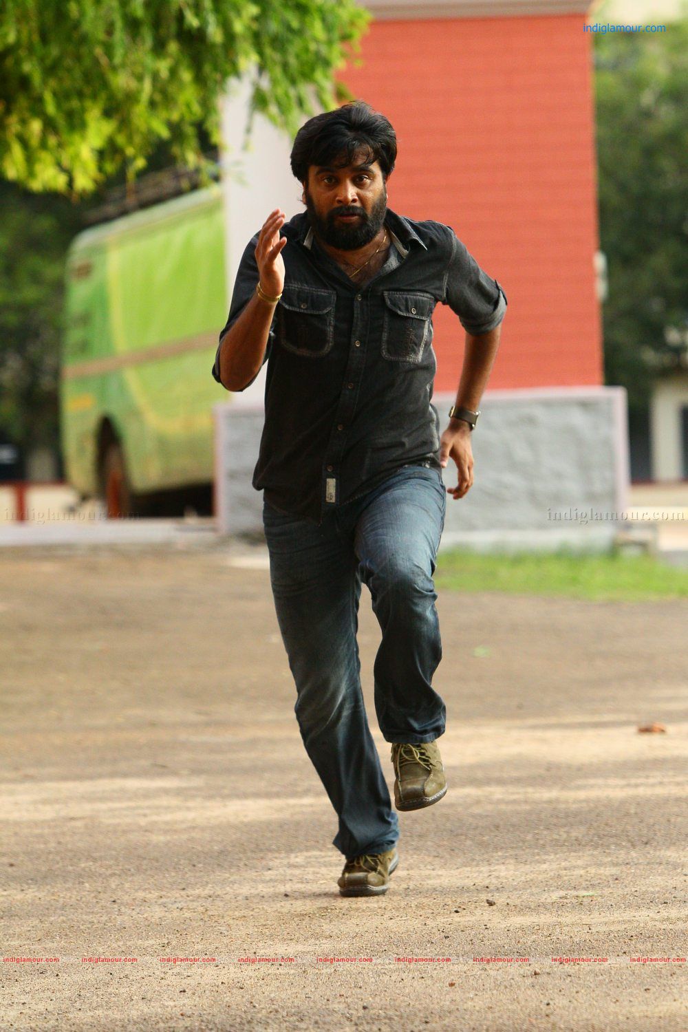 Sasikumar Actor hd photo