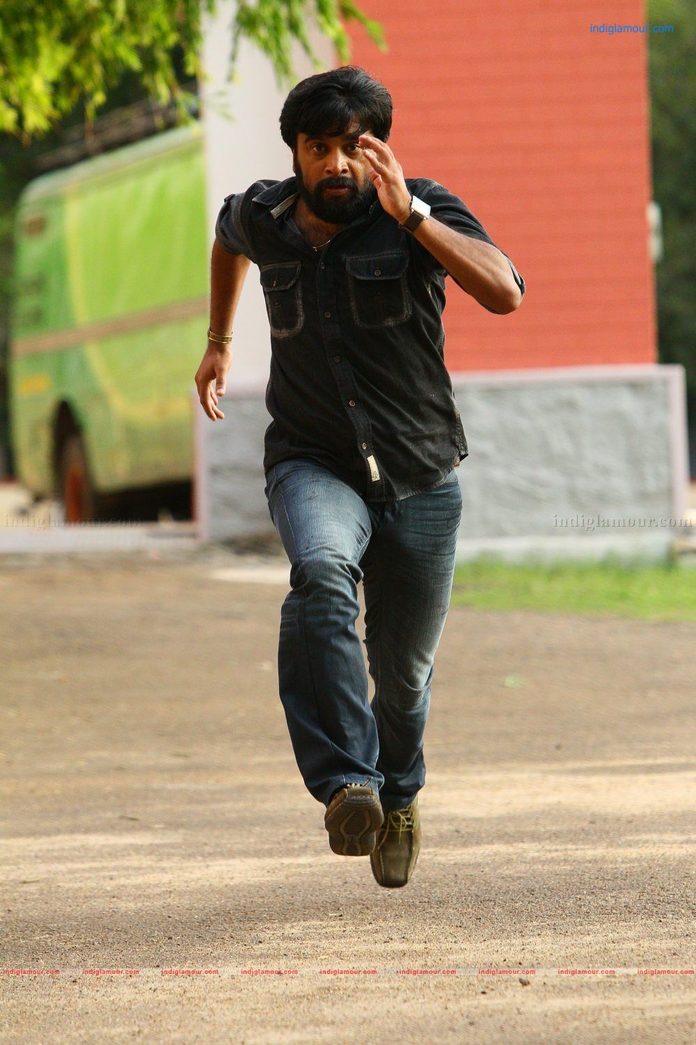 Sasikumar Actor hd photo