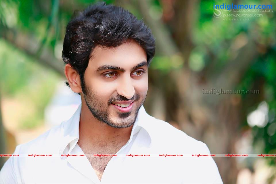 Rahul Madhav Actor hd photo