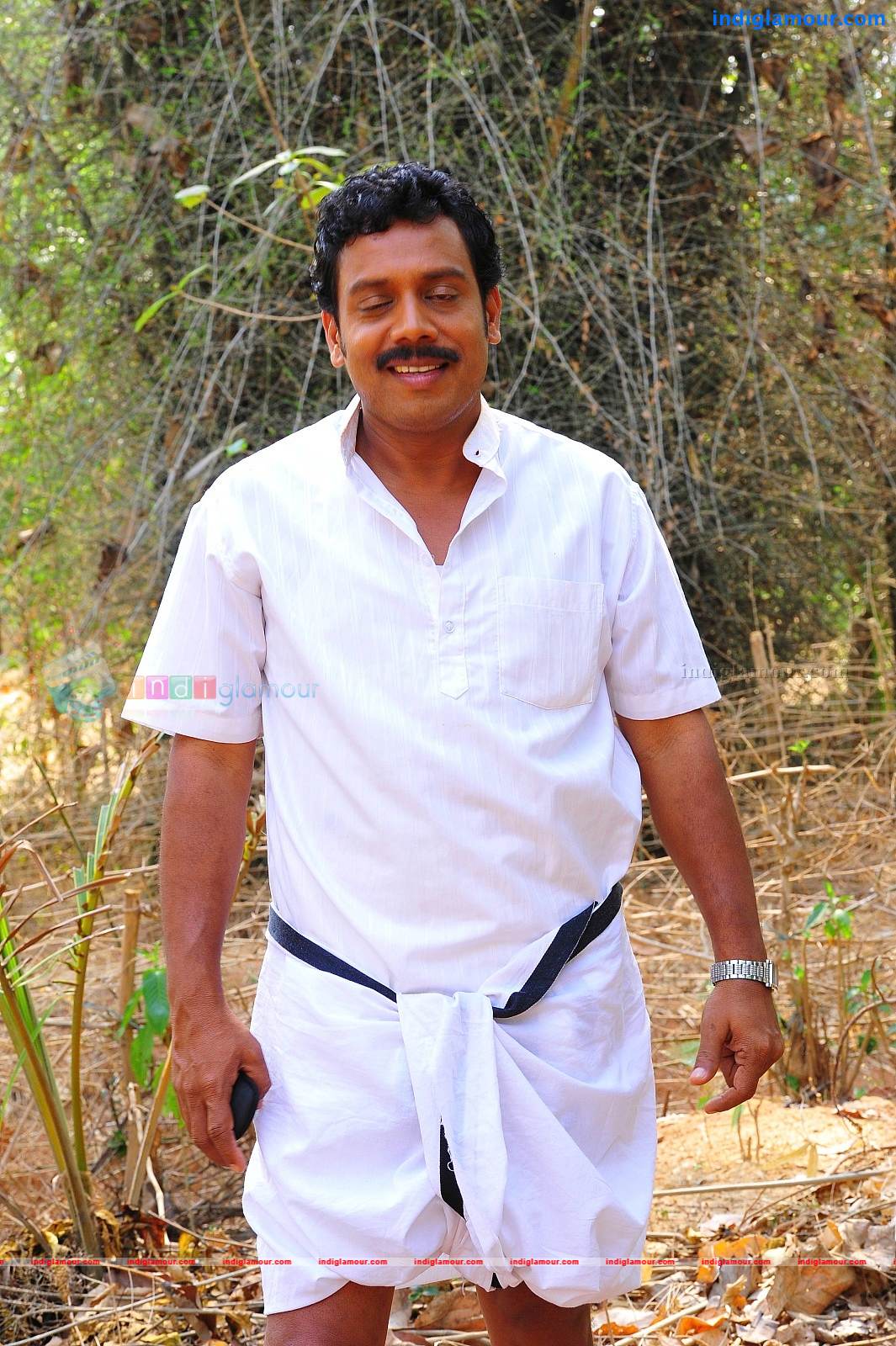 Manikandan Pattambi Actor hd photo