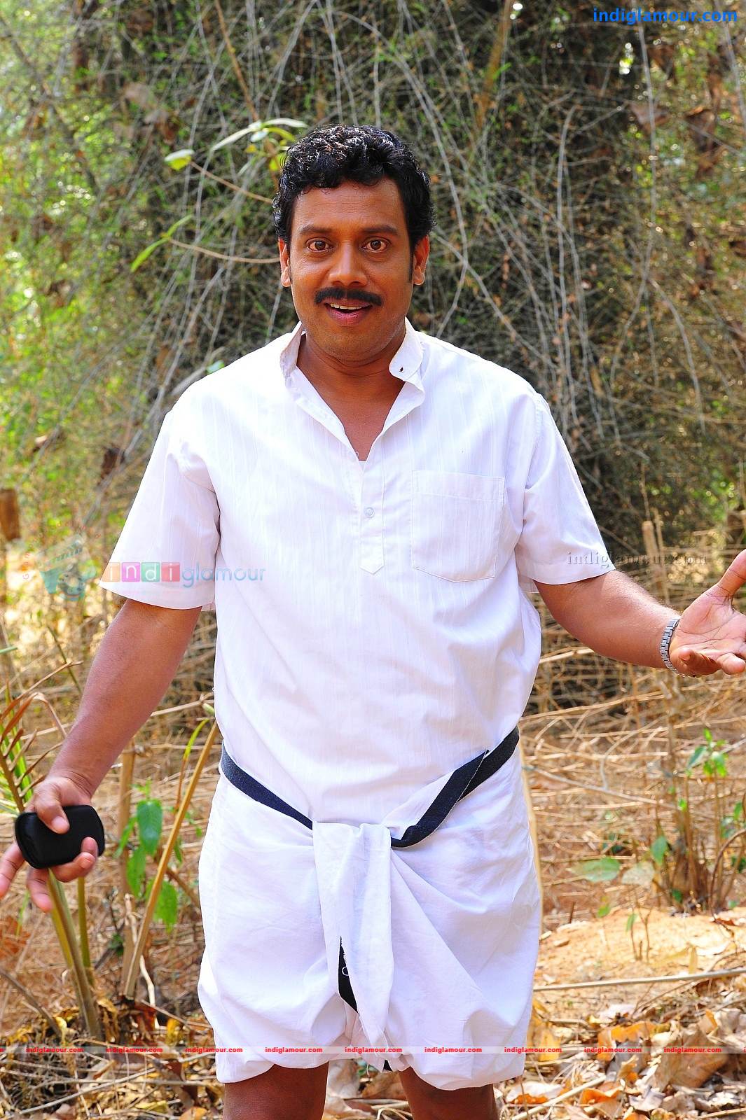 Manikandan Pattambi Actor hd photo