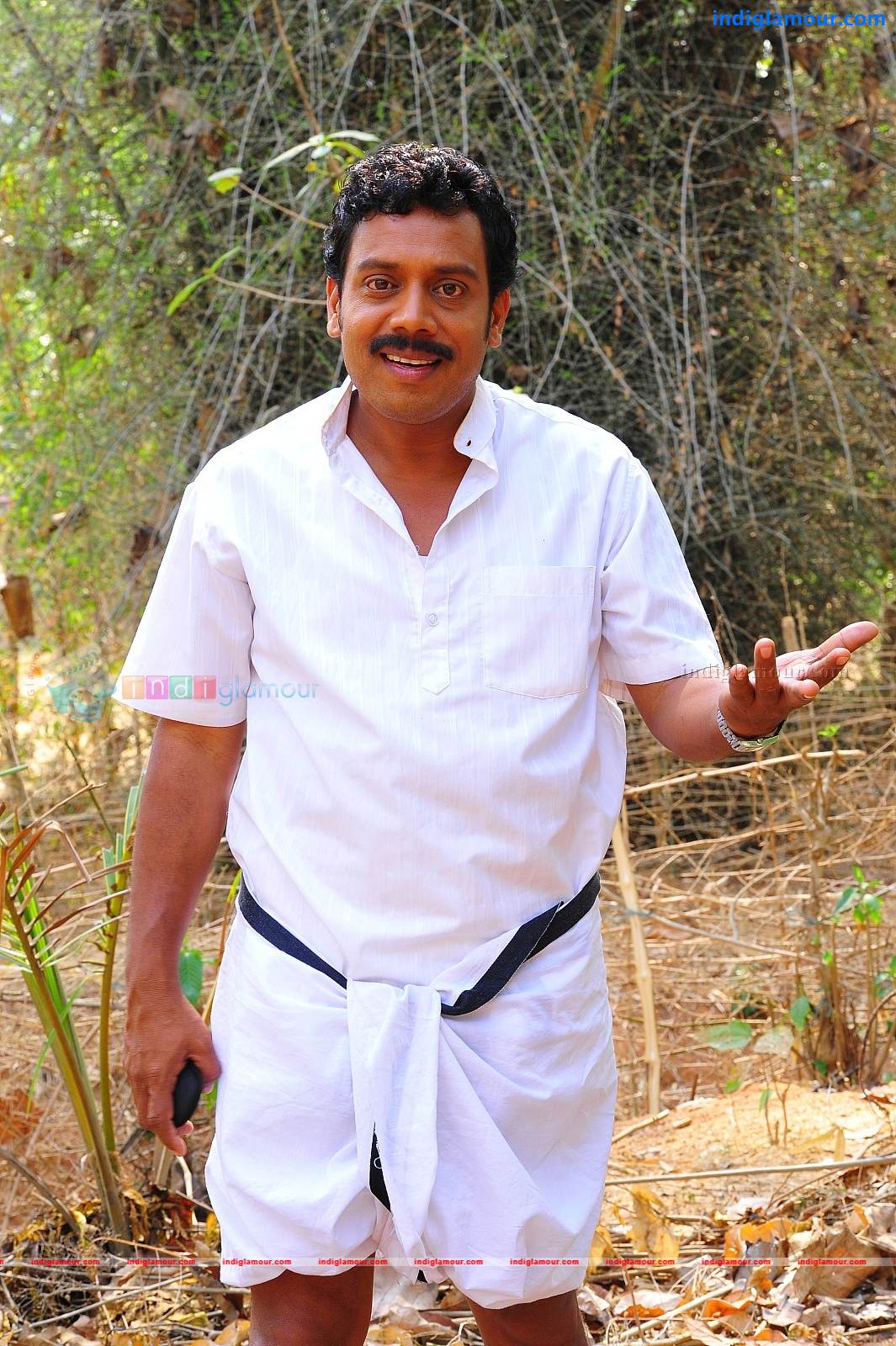 Manikandan Pattambi Actor hd photo
