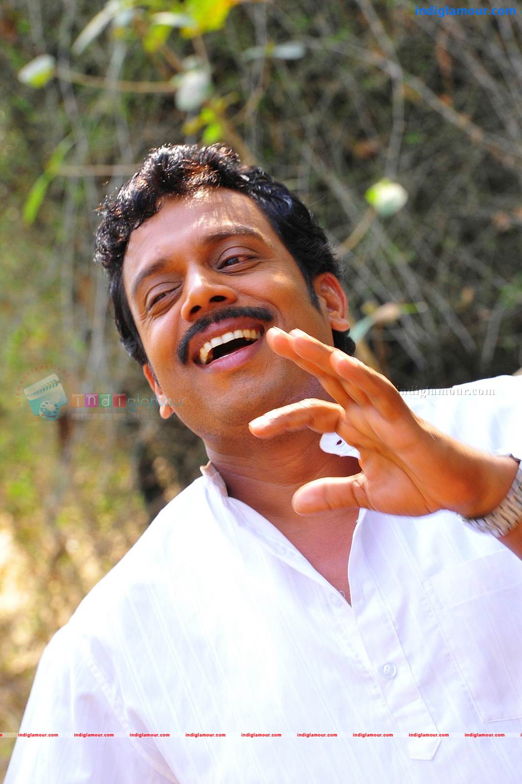 Manikandan Pattambi Actor hd photo