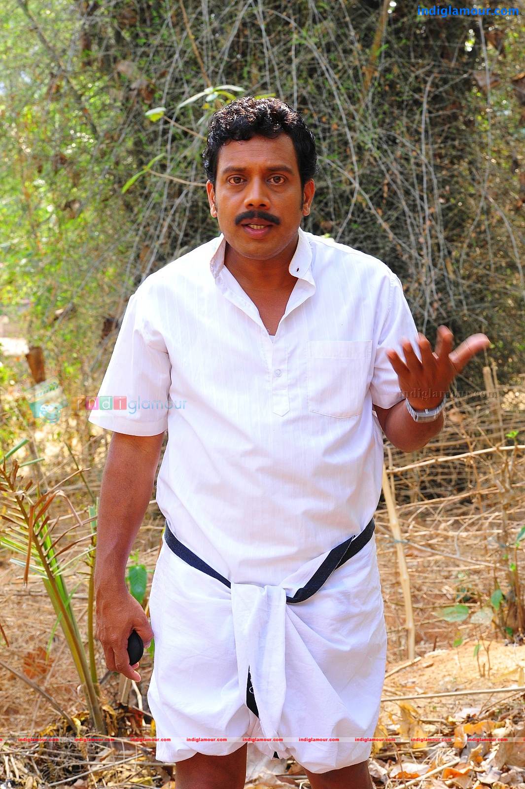 Manikandan Pattambi Actor hd photo