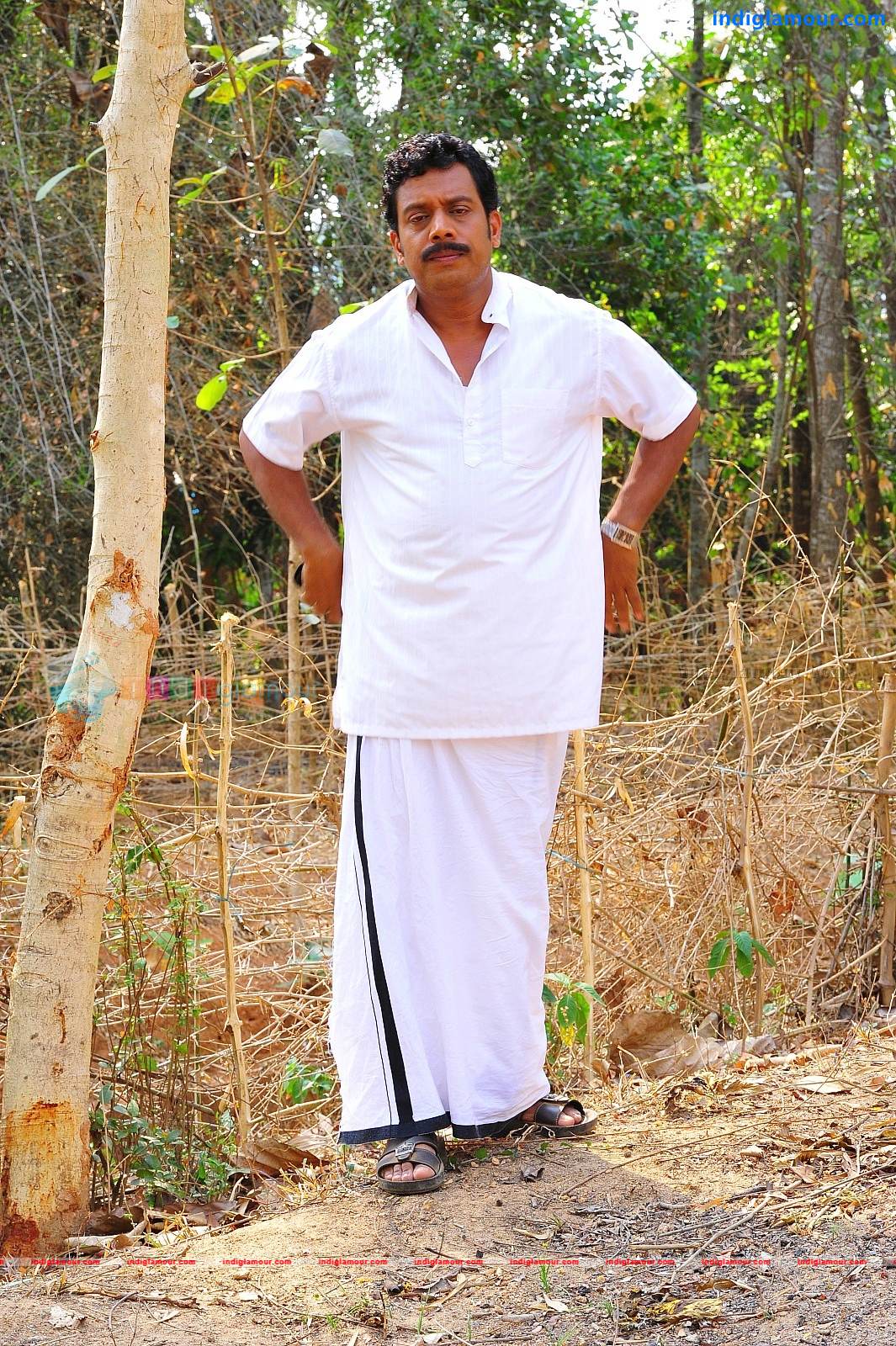 Manikandan Pattambi Actor hd photo