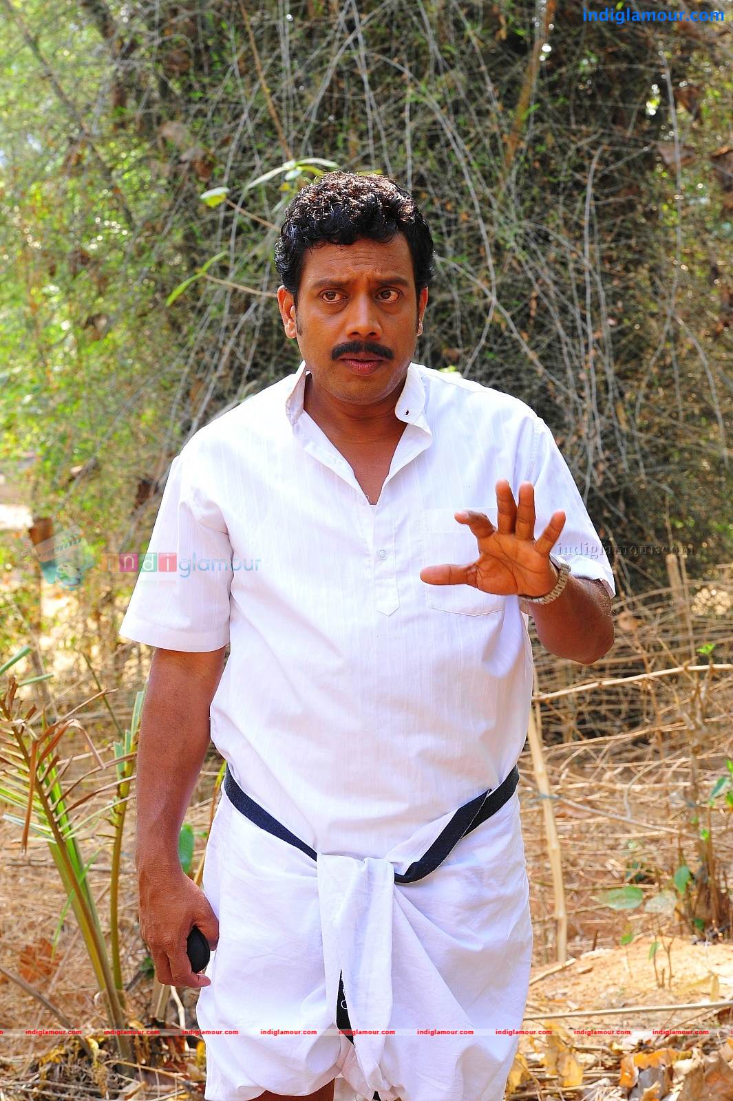 Manikandan Pattambi Actor hd photo